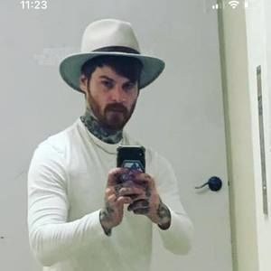 Meet your Posher, Nick